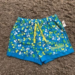 Disneyland Resort Mickey Head shorts